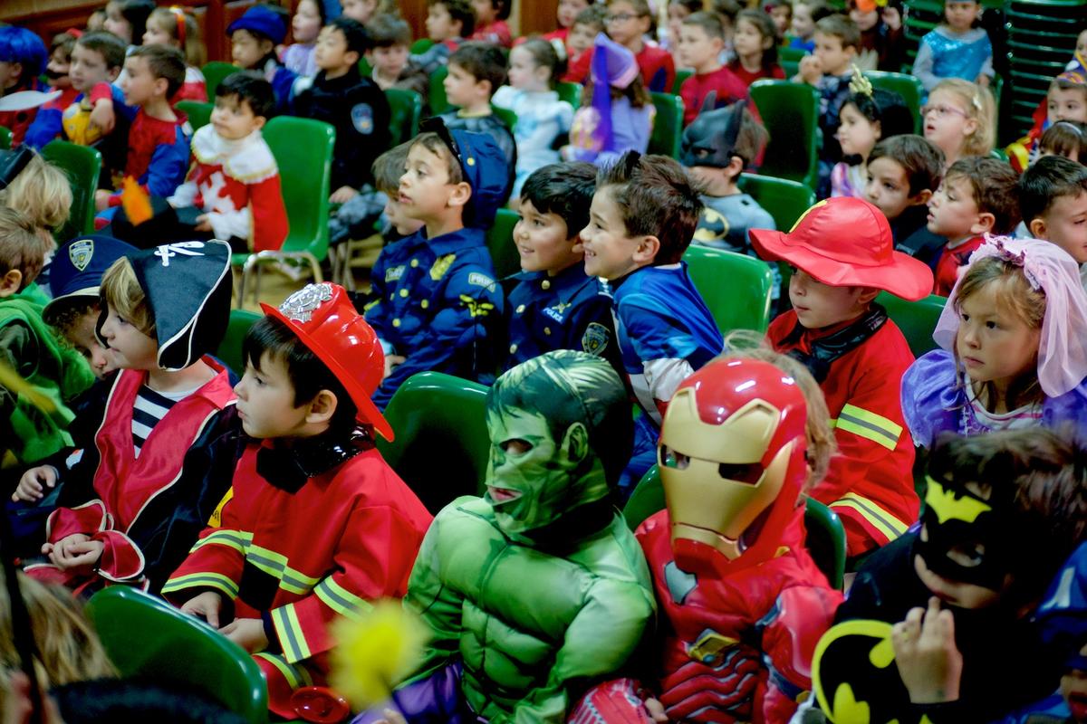 Fiesta de disfraces de cuento