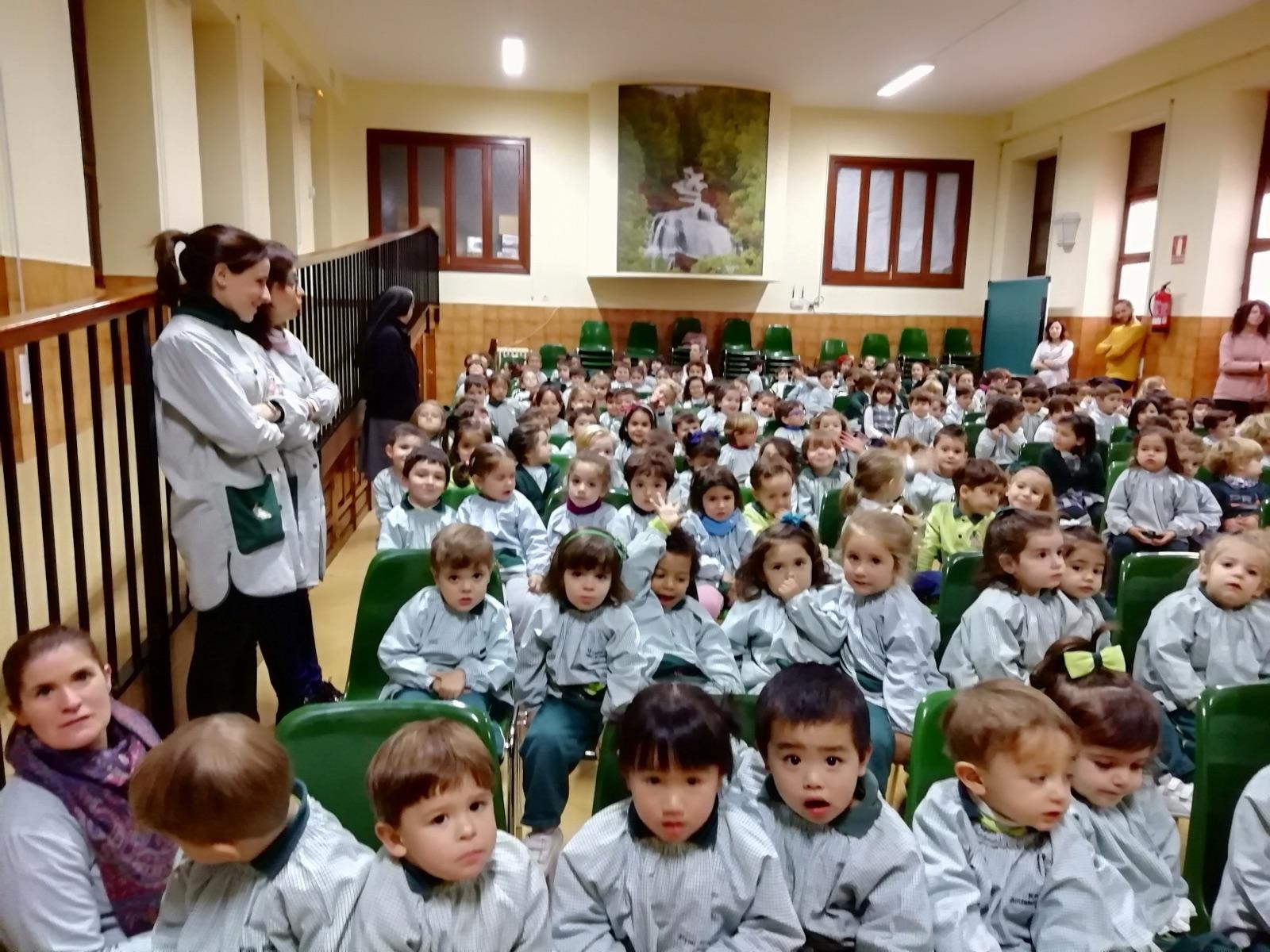 Graduación de nuestros mayores: ¡enhorabuena, graduados!